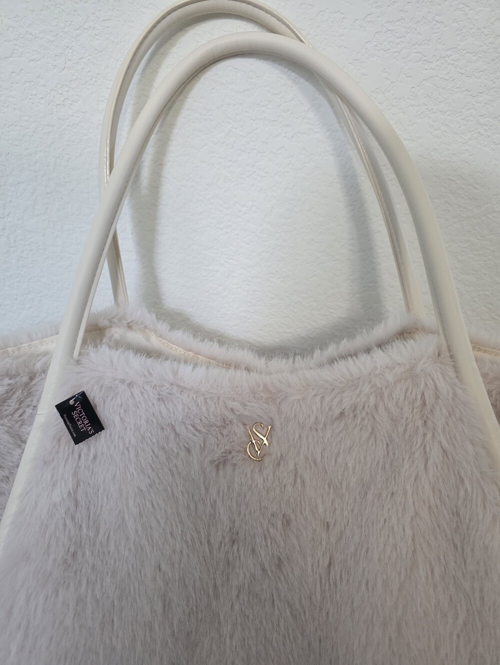 Victoria's Secret Cream Faux Fur Tote Bag (NWT) - Picture 2 of 7